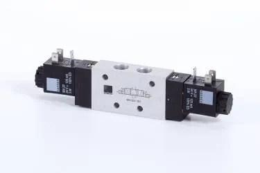 Distribuitoare 5/3 cu actionare electrica